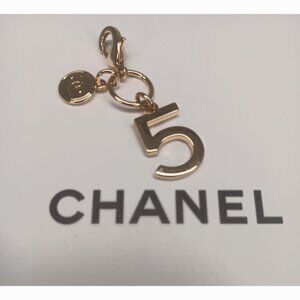 NIB CHANEL NO. FIVE GOLD CHARM WITH LOBSTER CLASP